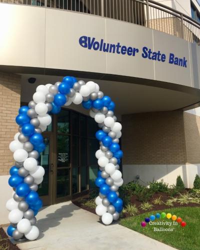 Volunteer State Bank Business After Hours Balloon Arch